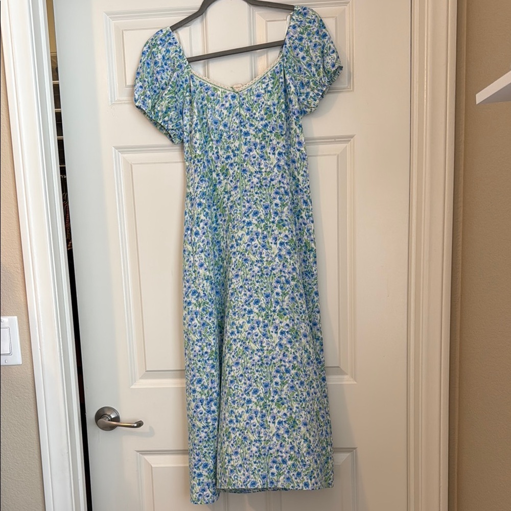Blue, Lilac, & Green Floral Puff-Sleeve Women's Dress